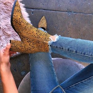 Hanna Bootie